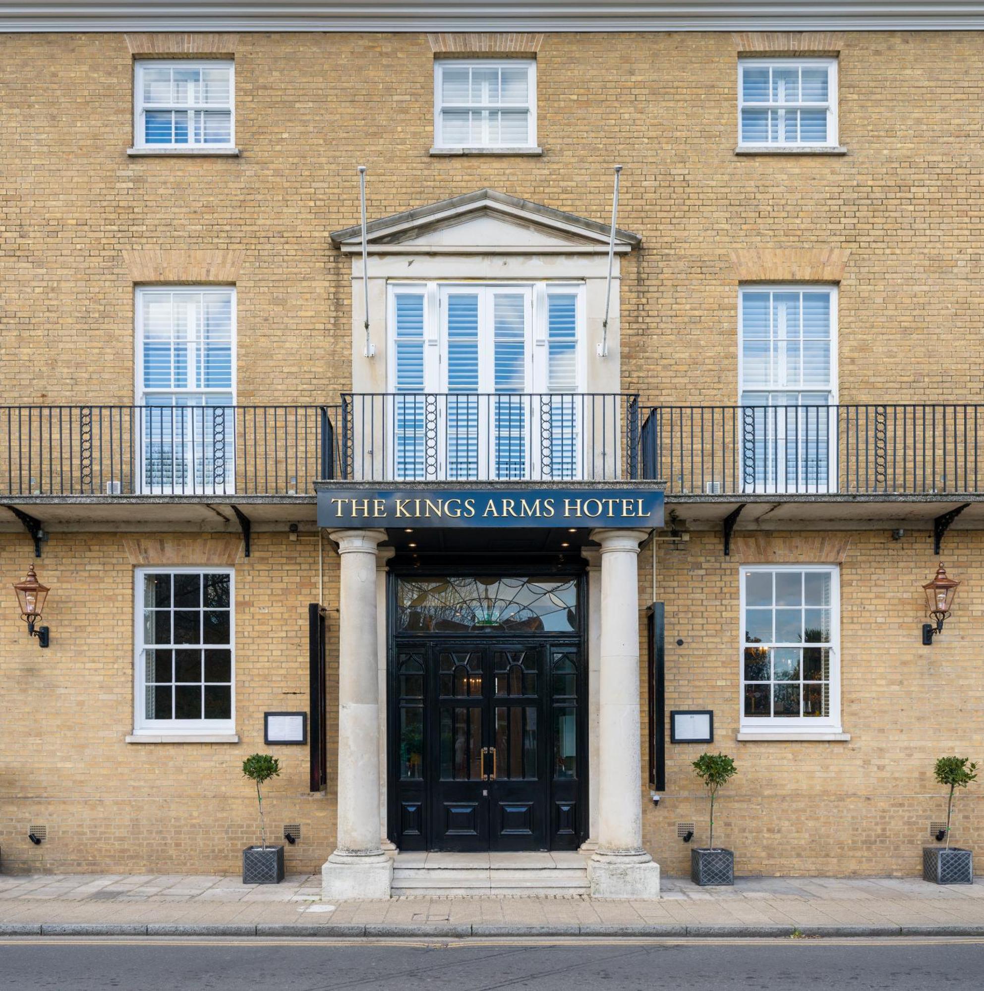The Kings Arms Hotel Christchurch (Dorset)