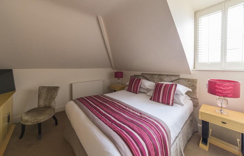 The Kings Arms Hotel 4*